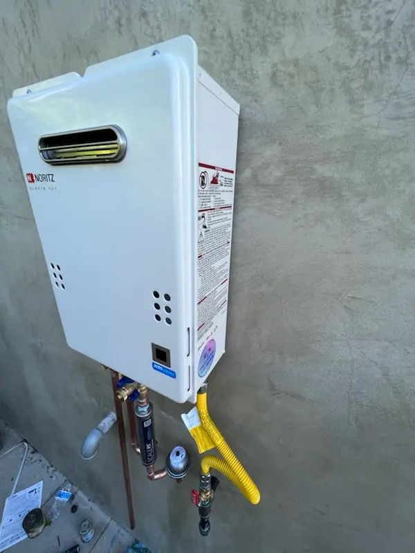 Tankless water heater installation for Altamonte Springs homes